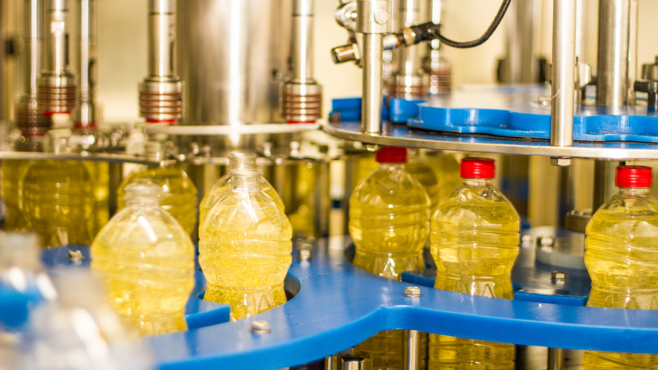 Tecnoluma - 7 motivos que fazem a rotuladora BOPP ser a escolha ideal para a indústria moderna
